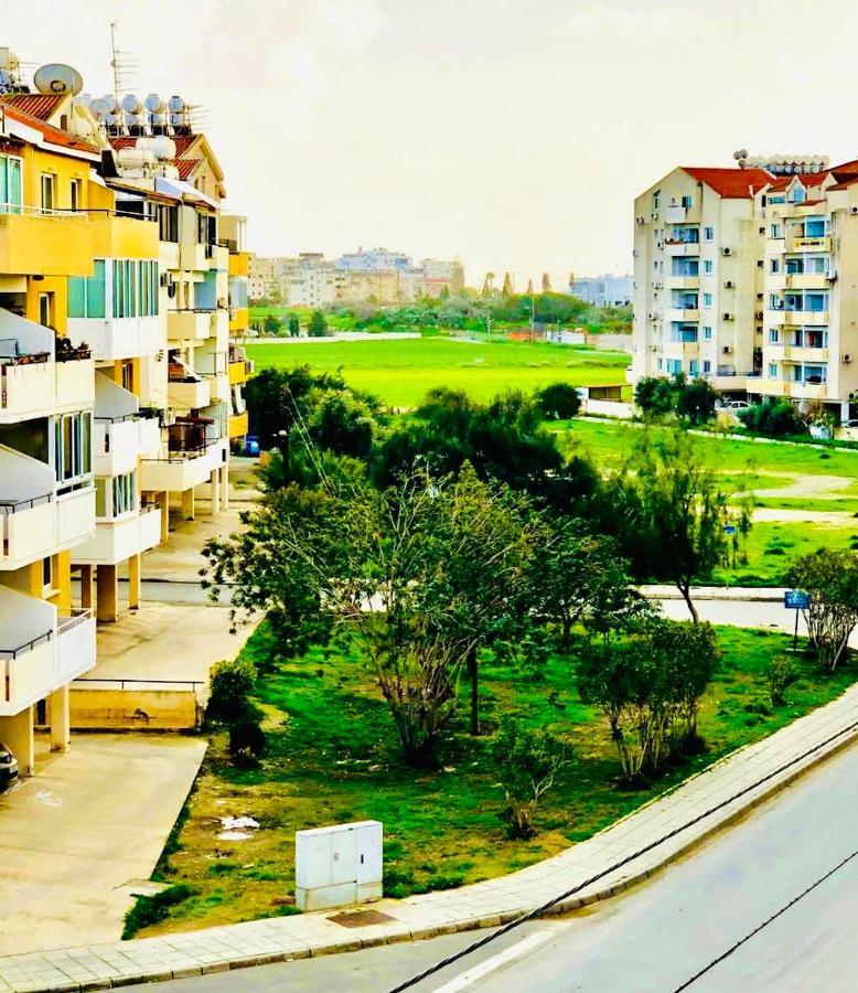 Mackenzie Apartment 301 Larnaca Exterior photo